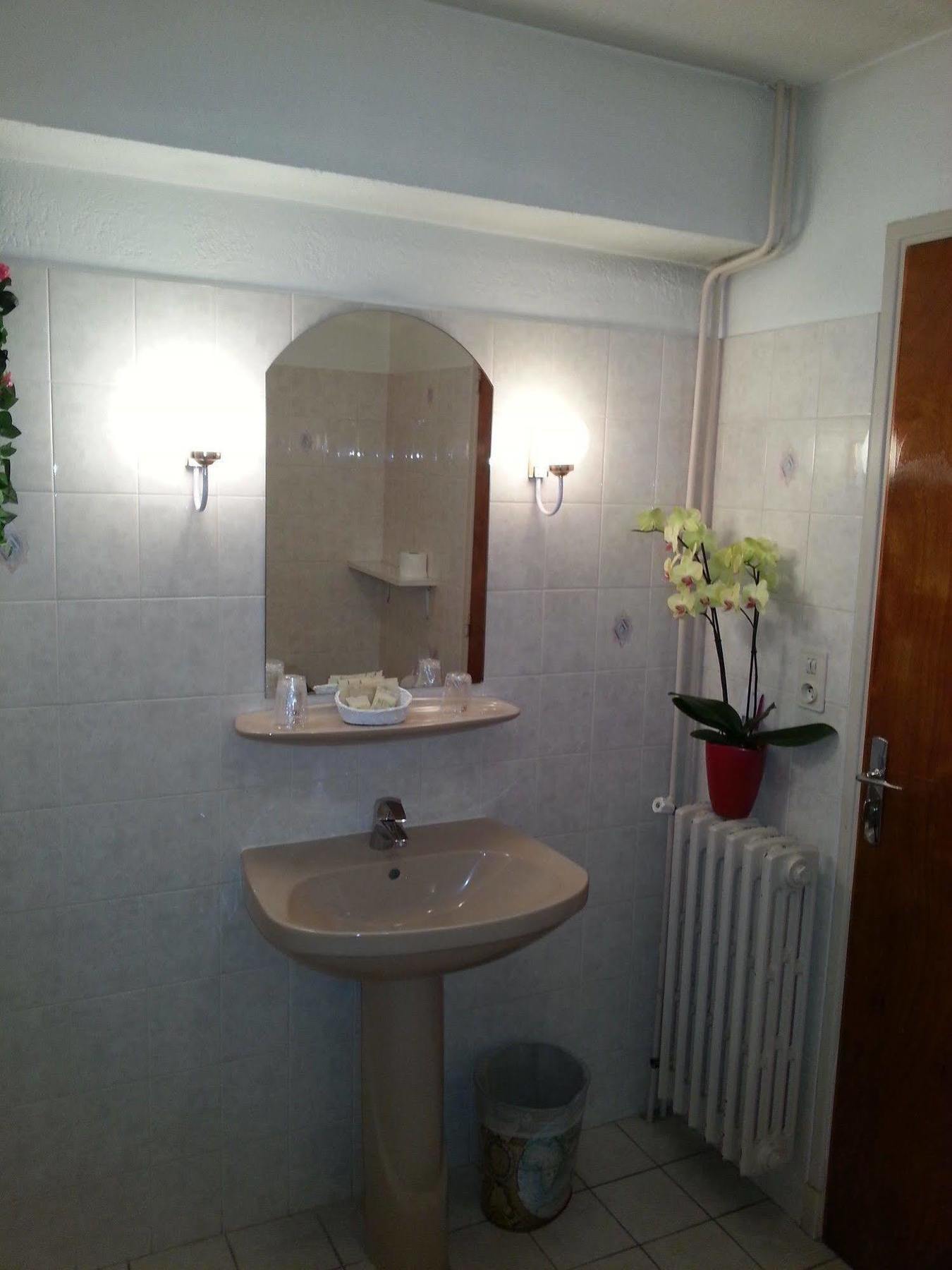 Hotel & Restaurant Azur La Freissinouse Екстер'єр фото