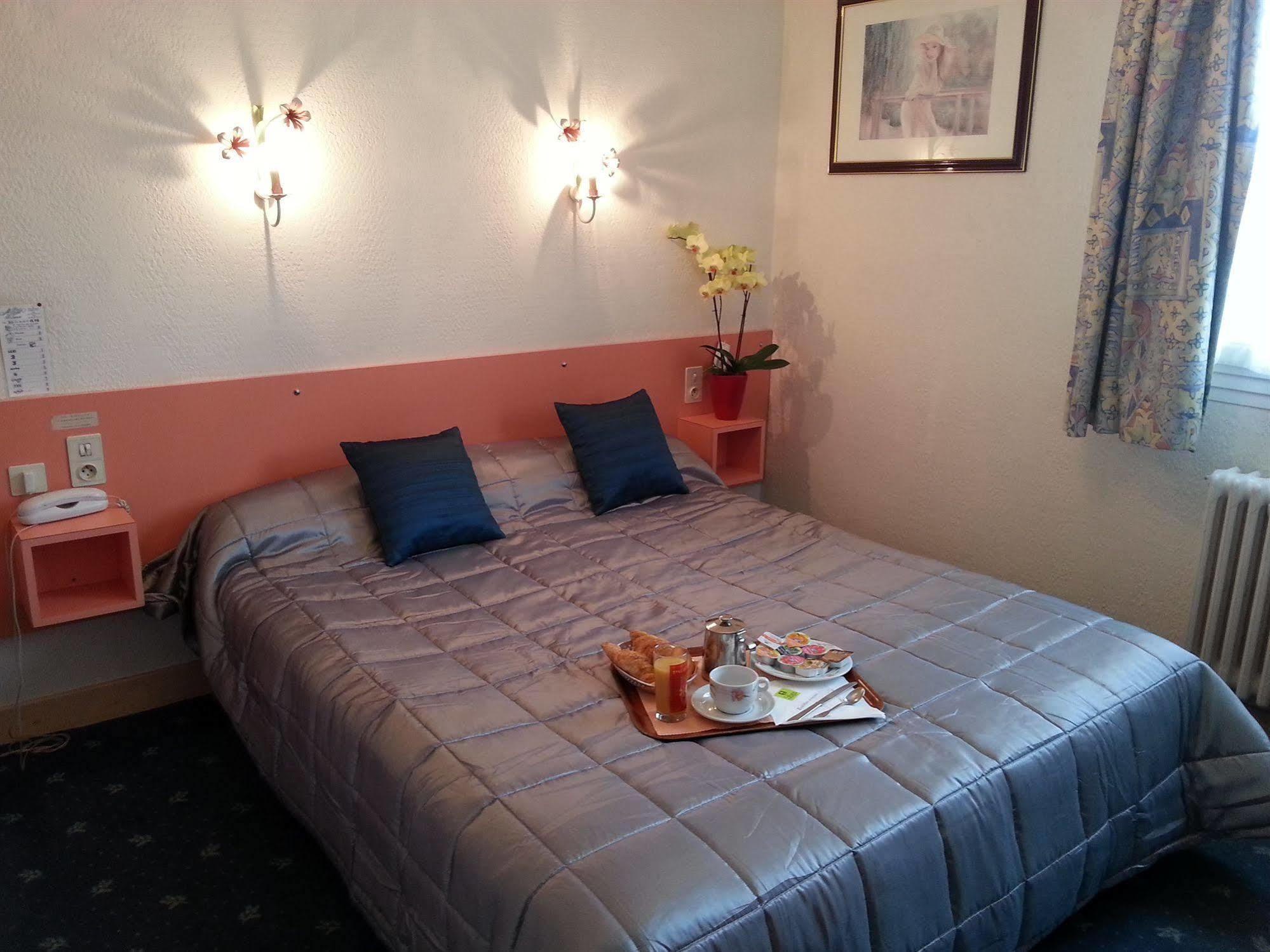 Hotel & Restaurant Azur La Freissinouse Екстер'єр фото
