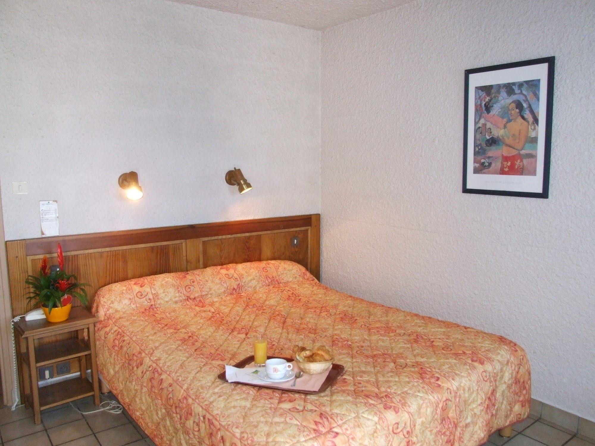 Hotel & Restaurant Azur La Freissinouse Екстер'єр фото